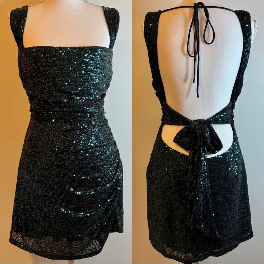 Lucy In The Sky Sequin Bodycon Mini Dress in Dark Green Size XL